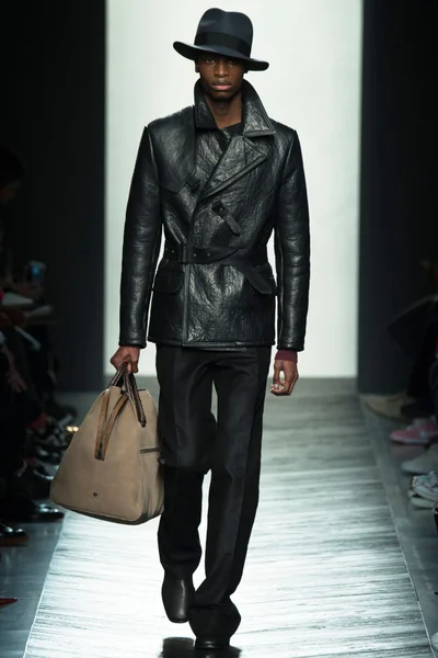 Look 13